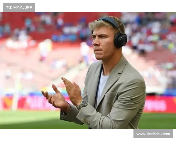 如何全面评估霍伊伦在比赛中的表现与贡献